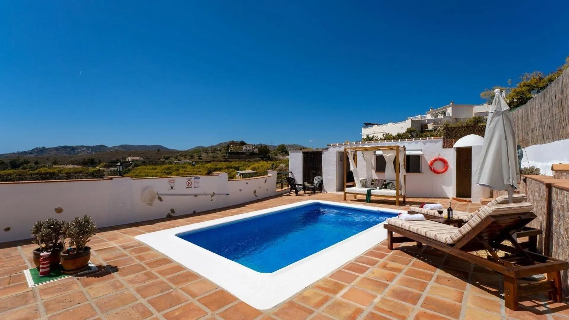 Ferienhaus Mit Privatpool Fuer 2 Personen Ca 60 Qm In Nerja, Andalusien Costa Del Sol Semesterbostad Nerja