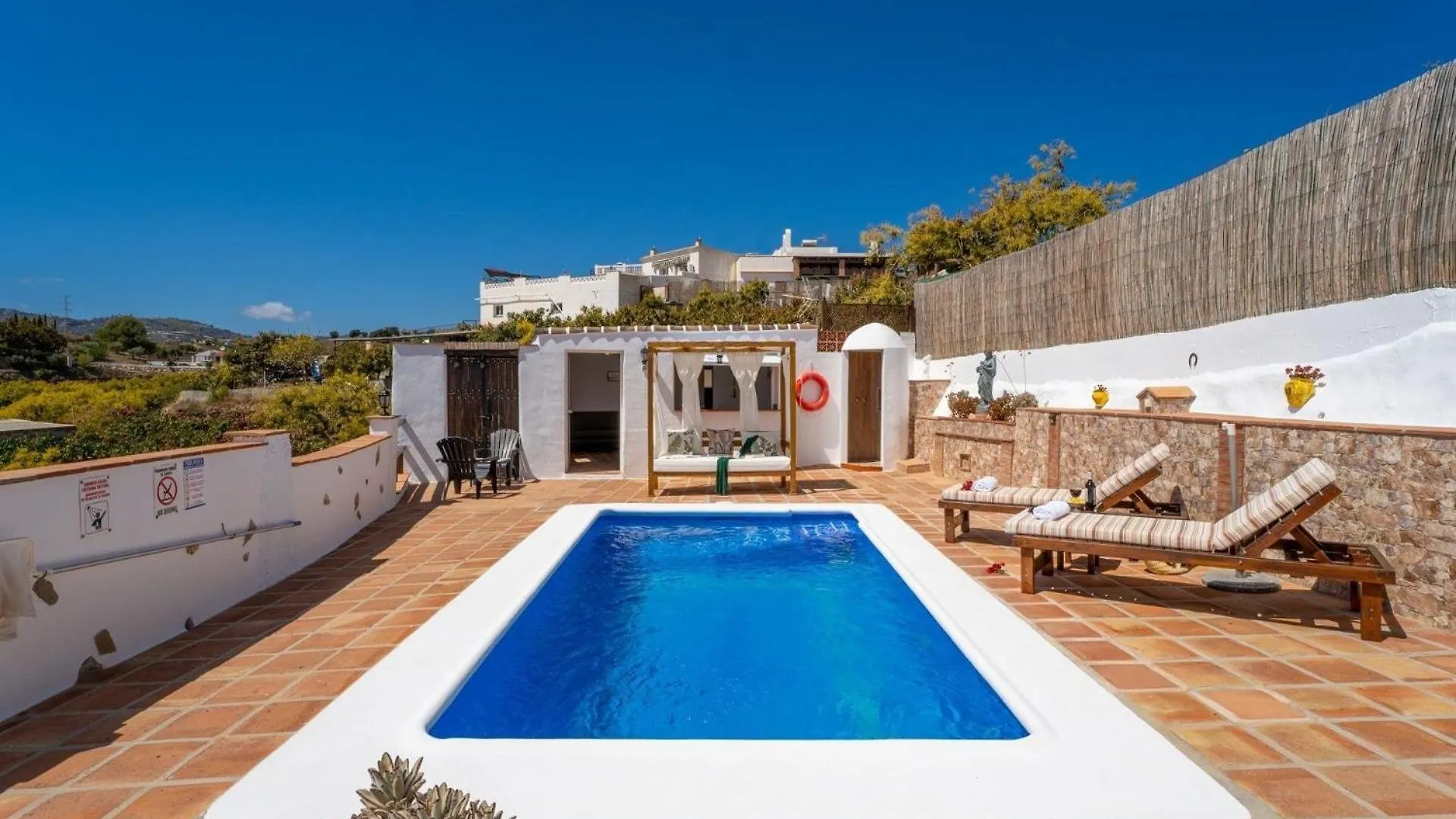 Semesterbostad Ferienhaus Mit Privatpool Fuer 2 Personen Ca 60 Qm In Nerja, Andalusien Costa Del Sol Spanien